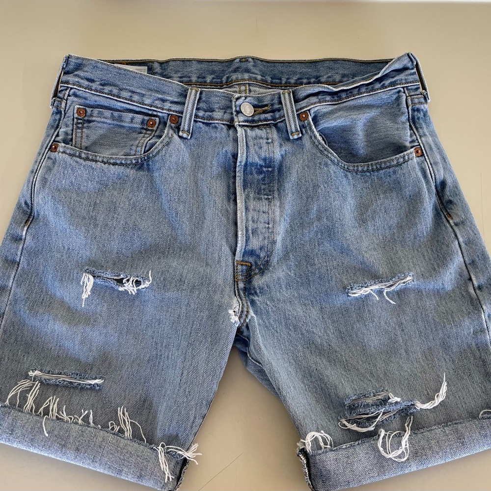Levi’s Original 501 Jean Shorts Size 32